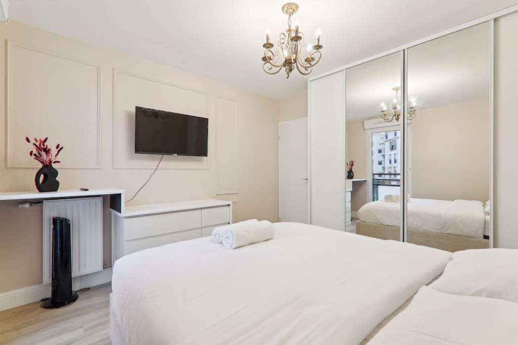 Appartement Design Pres Defense Bezons Exterior photo